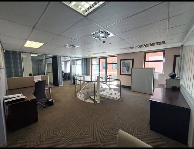 449M² OFFICE FOR SALE IN MELROSE ARCH
